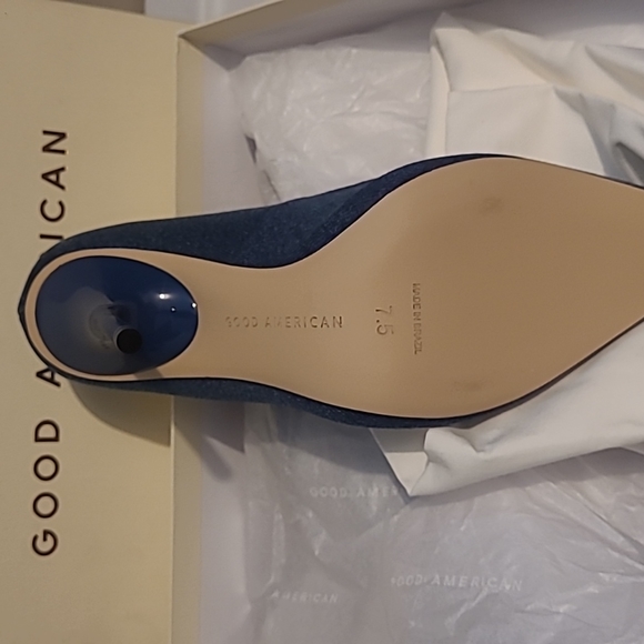 Heels - Picture 3 of 3